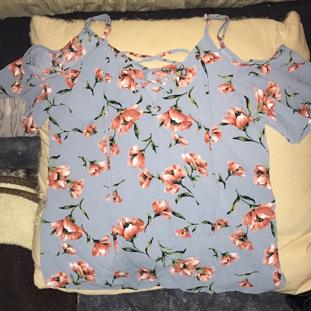 Floral Blouse 🌸